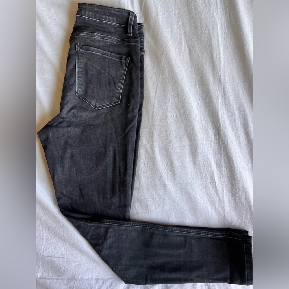 Flying monkey size 30 dark gray skinny jeans
